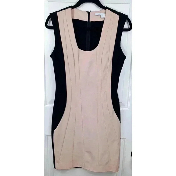 DVF DIANE VON FURSTENBERG CARMELLE‎ JERSEY BLACK PINK CAREER DRESS SIZE 8 - Picture 1 of 7